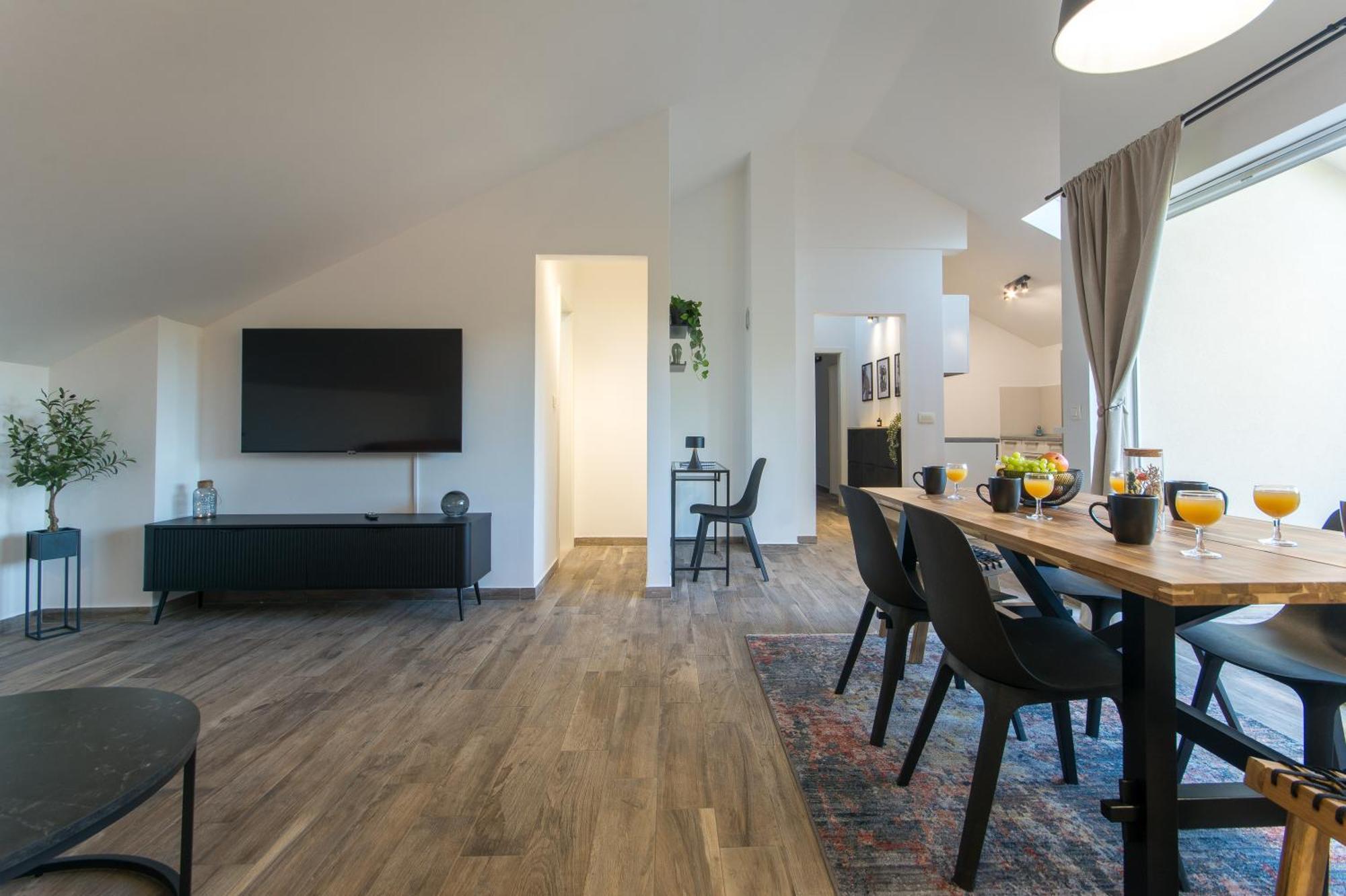 San Salvatore Luxury Penthouse Apartma *